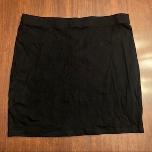 Black pencil skirt NWT